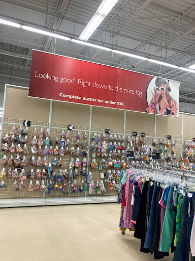 Thrift Store «Savers», reviews and photos, 7100 Brookpark Rd, Cleveland, OH 44129, USA