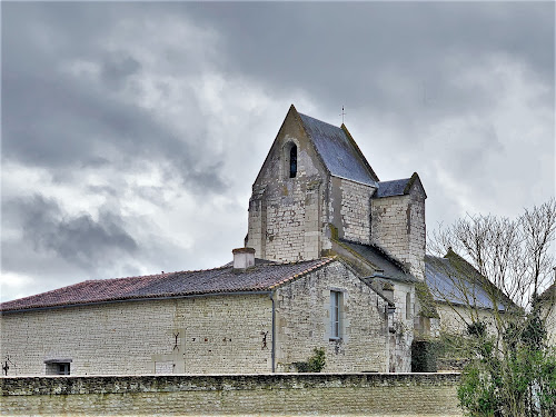 Église catholique Eglise Saint-Pierre du Bouchet La Roche-Rigault