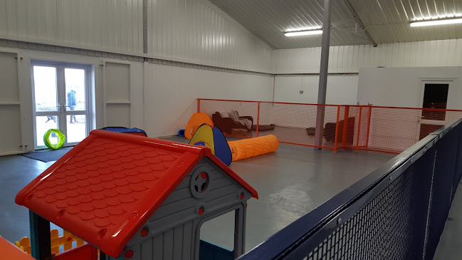 Happy Hounds Play Centre Ltd - Derby