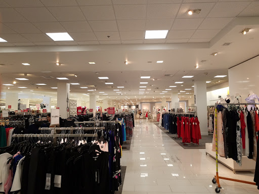 Department Store «Lord & Taylor», reviews and photos, 99 Rockingham Park Blvd, Salem, NH 03079, USA