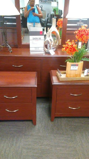 Used Furniture Store «CORT Clearance Center», reviews and photos, 8155 Kempwood Dr, Houston, TX 77055, USA