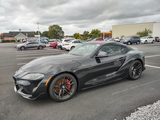 Toyota Dealer «Toyota of Wallingford», reviews and photos, 859 N Colony Rd, Wallingford, CT 06492, USA