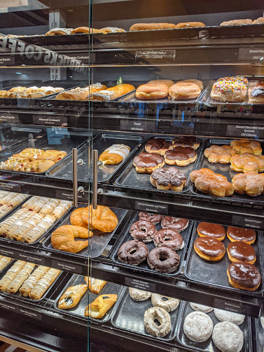 Grocery Store «Stop & Shop», reviews and photos, 2020 Norwich-New London Turnpike, Montville, CT 06353, USA