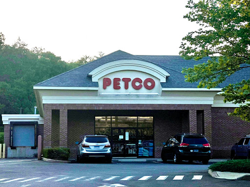 Petco Animal Supplies, 9 W Avon Rd, Avon, CT 06001, USA, 