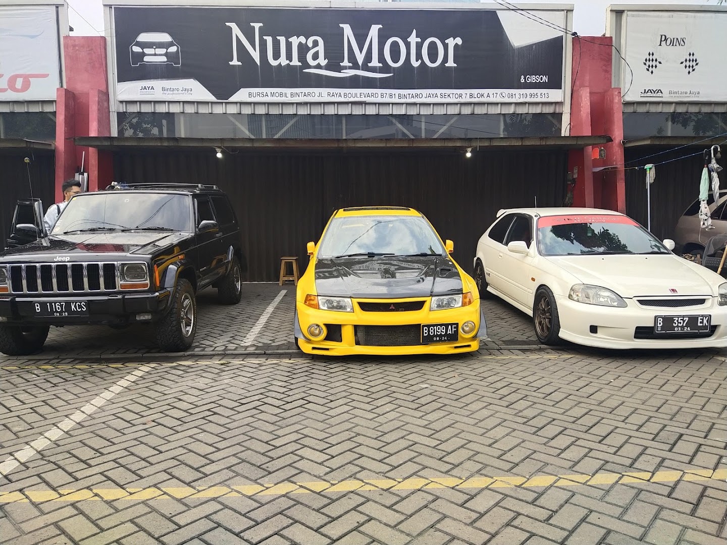 Nura Motor Bursa Mobil Bintaro Photo