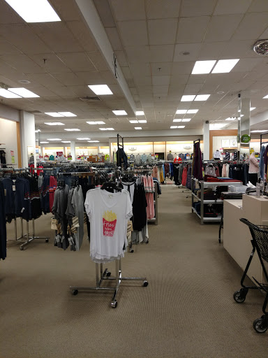Department Store «Bon-Ton», reviews and photos, 751 N West End Blvd, Quakertown, PA 18951, USA