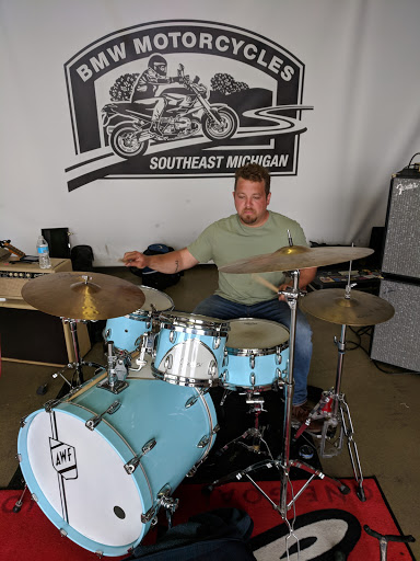 BMW Motorcycle Dealer «BMW Motorcycles Southeast Michigan», reviews and photos, 14855 Sheldon Rd, Plymouth, MI 48170, USA