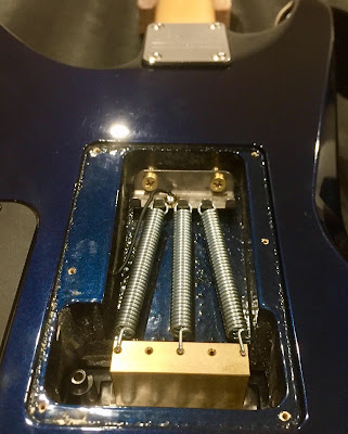 FR Guitars à Buxières-sur-Arce
