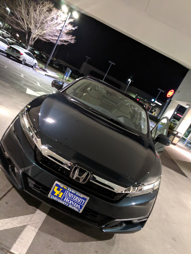 Honda Dealer «University Honda», reviews and photos, 4343 Chiles Rd, Davis, CA 95618, USA