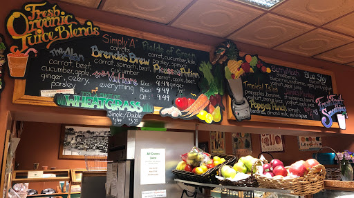 Health Food Store «Edge of the Woods Market», reviews and photos, 379 Whalley Ave, New Haven, CT 06511, USA