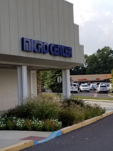 Electronics Store «Micro Center», reviews and photos, 550 Lancaster Ave, St Davids, PA 19087, USA
