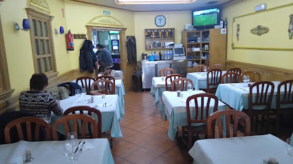 Bar Restaurante Tranches S.L. - C. las Fuentes, 3, 24005 León, Spain