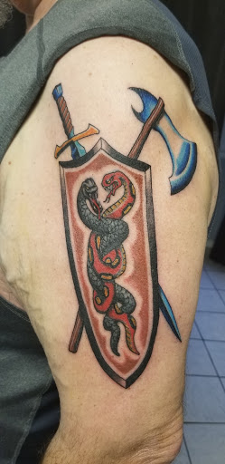 Tattoo Shop «Electric Influence Tattoo and Body Piercing», reviews and photos, 7333 NE 48th St, Kansas City, MO 64119, USA