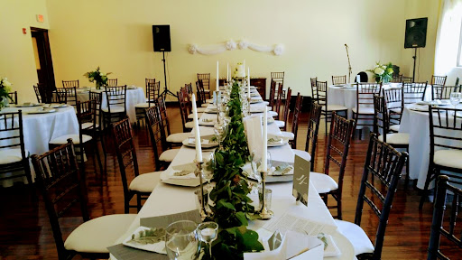 Event Venue «Gallery 611 Event Venue», reviews and photos, 611 E Main St, East Dundee, IL 60118, USA