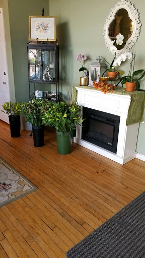 Florist «Agnew Florist-Watertown», reviews and photos, 587 Main St, Watertown, CT 06795, USA