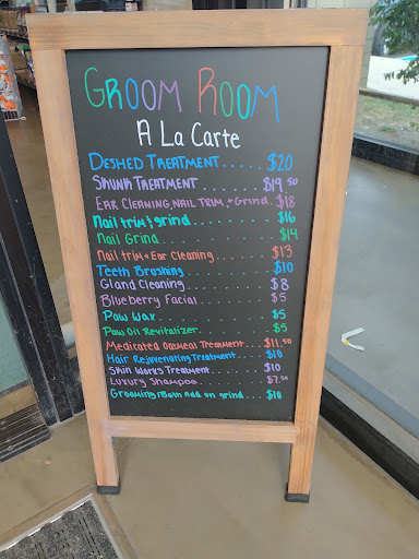 Pet Supply Store «Pet Supplies Plus», reviews and photos, 22124 Ecorse Rd, Taylor, MI 48180, USA