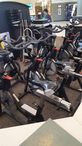 Recreation Center «Macedonia Family Recreation Center», reviews and photos, 1494 E Aurora Rd, Macedonia, OH 44056, USA