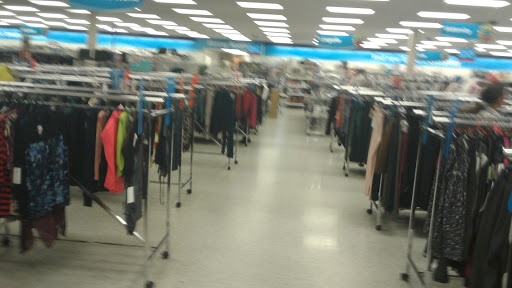 Clothing Store «Ross Dress for Less», reviews and photos, 5901 Wesley Grove Blvd, Wesley Chapel, FL 33544, USA