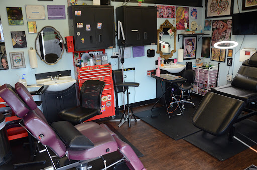 Explore vermont tattoo ideas, creative tattoo ideas in New Castle, available at Underdogs Tattoo Gallery