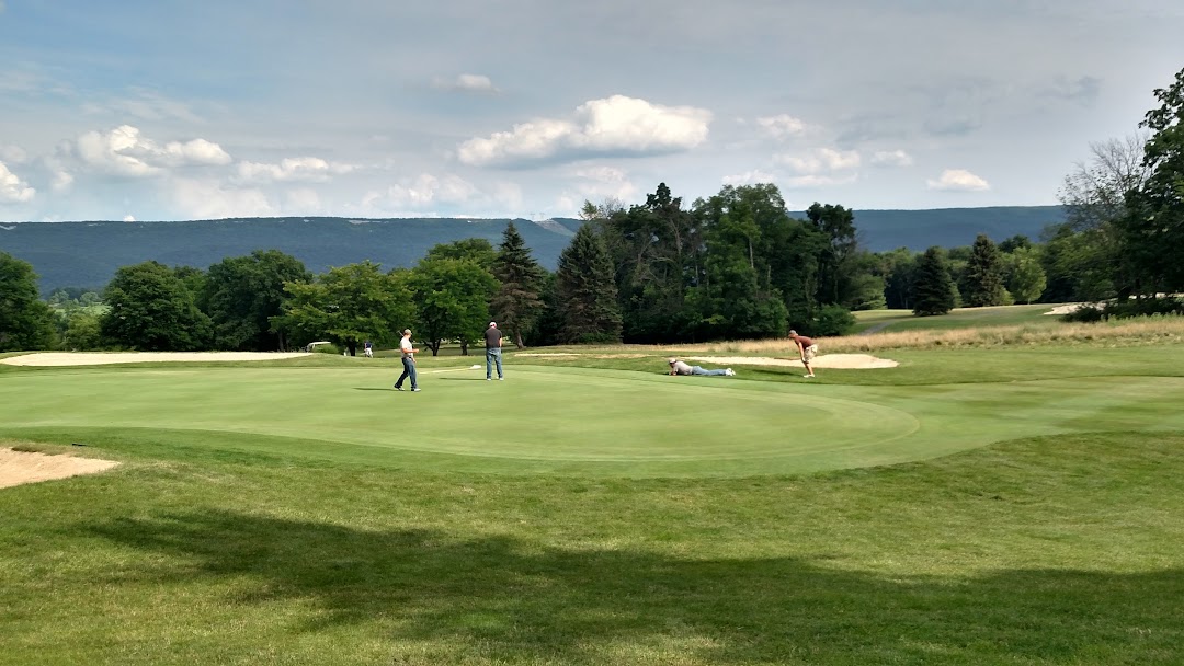 Sinking Valley Country Club