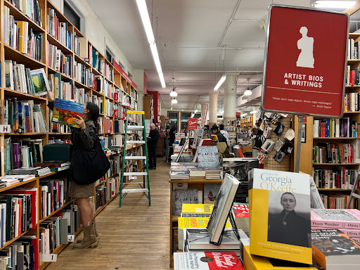 Places to sell second hand books in New York