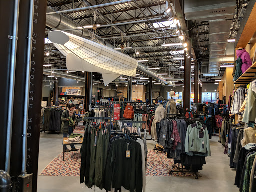 Camping Store «REI», reviews and photos, 910 Rose Avenue, North Bethesda, MD 20852, USA