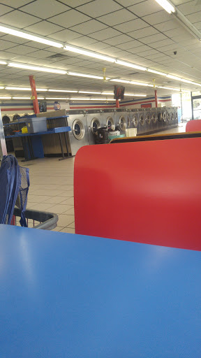 Laundromat «Wash Land Laundromat», reviews and photos, 6049 E Virginia Beach Blvd, Norfolk, VA 23502, USA