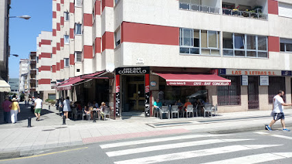 Concello Cafetería - Plaza Xoan Xxiii, 14, 36600 Vilagarcía de Arousa, Pontevedra, Spain