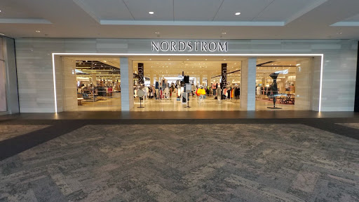 Department Store «Nordstrom Mayfair», reviews and photos, 2424 N Mayfair Rd, Wauwatosa, WI 53226, USA