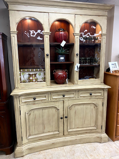 Consignment Shop «Gillette Furniture Consignment», reviews and photos, 734 Silas Deane Hwy, Wethersfield, CT 06109, USA