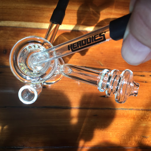 Tobacco Shop «Headdies Pipe & Vape Shop», reviews and photos, 757 Scranton Carbondale Hwy, Scranton, PA 18508, USA