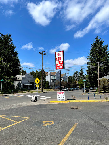 Convenience Store «50th Market», reviews and photos, 5002 SE Woodward St, Portland, OR 97206, USA