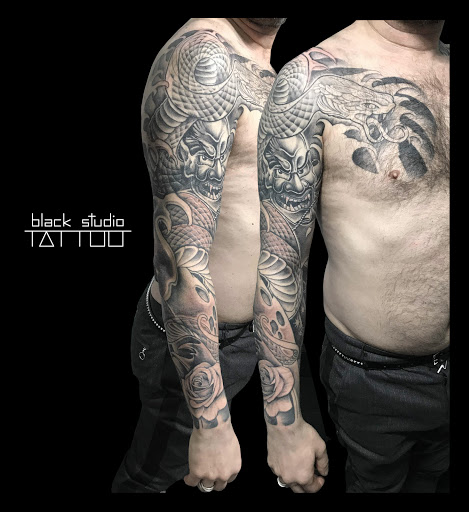 Black Studio Tattoo & Piercing