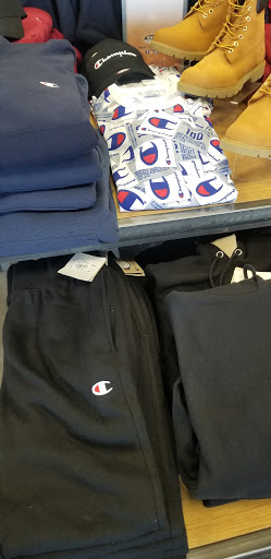 Shopping Mall «Eagledale Plaza Shopping Center», reviews and photos, 2802 Lafayette Rd, Indianapolis, IN 46222, USA