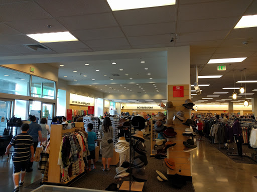 Department Store «Nordstrom Rack The Gallery At Westbury Plaza», reviews and photos, 1040 Old Country Rd, Garden City, NY 11530, USA