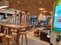 Atmosphère du Restauration rapide McDonald's à Saint-Chamond - n°4