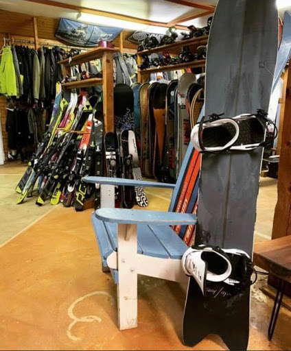 Ski Shop «Cabin Craft Snowboard & Ski Shop», reviews and photos, 2 Main St, Spring Mt, PA 19478, USA