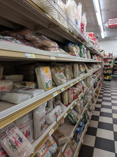 Asian Grocery Store «Sunrise Supermarket», reviews and photos, 8509 Kingston Pike, Knoxville, TN 37919, USA