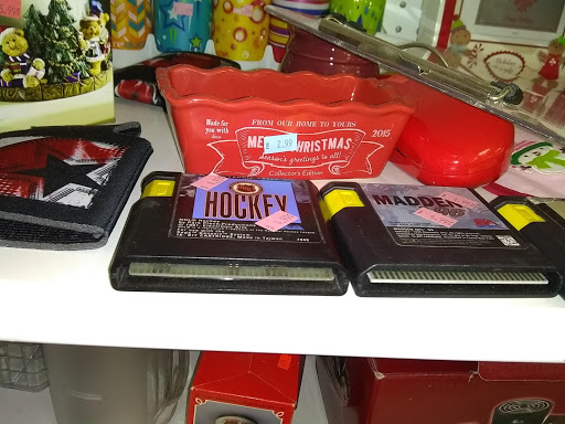 Donations Center «Goodwill Industries Inc», reviews and photos