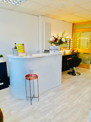 Reviews of Zest Beauty Clinic in Belfast - Doctor