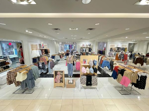 Clothing Store «Forever 21», reviews and photos, 10300 Little Patuxent Pkwy #1780, Columbia, MD 21044, USA