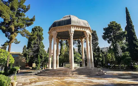 Tomb of Hafez image