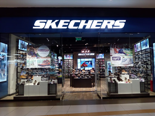 SKECHERS