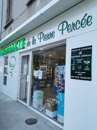 Pharmacie de la Pierre Percée à La Motte-d'Aveillans