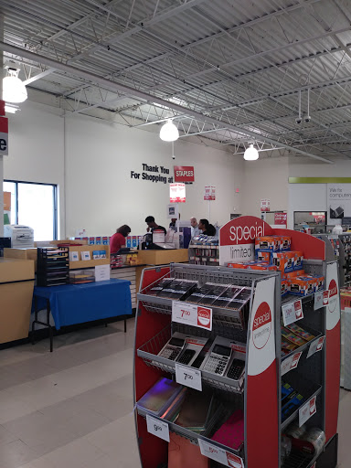 Office Supply Store «Staples», reviews and photos, 2150 W 117th St, Cleveland, OH 44111, USA