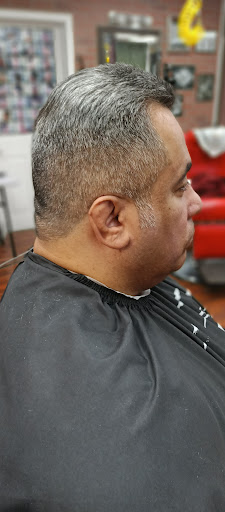 Barber Shop «Showcase Barbershop», reviews and photos, 727 Sumner Ave, Springfield, MA 01108, USA