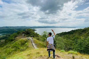 1000 Steps Eco Park image