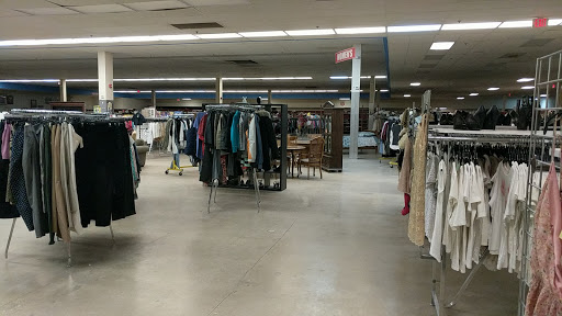 Thrift Store «The Salvation Army Family Store & Donation Center», reviews and photos