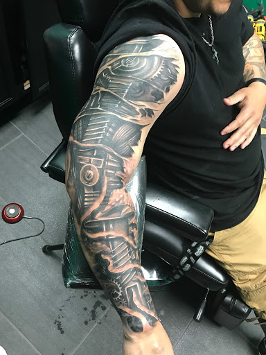 Tattoo Shop «Bad Habits Tattoo Studio», reviews and photos, 1502 Callaghan Rd, San Antonio, TX 78228, USA