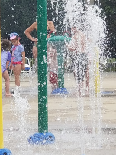 Water Park «Bensenville Water Park & Splash Pad», reviews and photos, 1100 W Wood St, Bensenville, IL 60106, USA